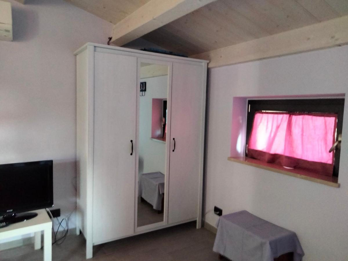 Residenza Flores Appartement Pescara Buitenkant foto